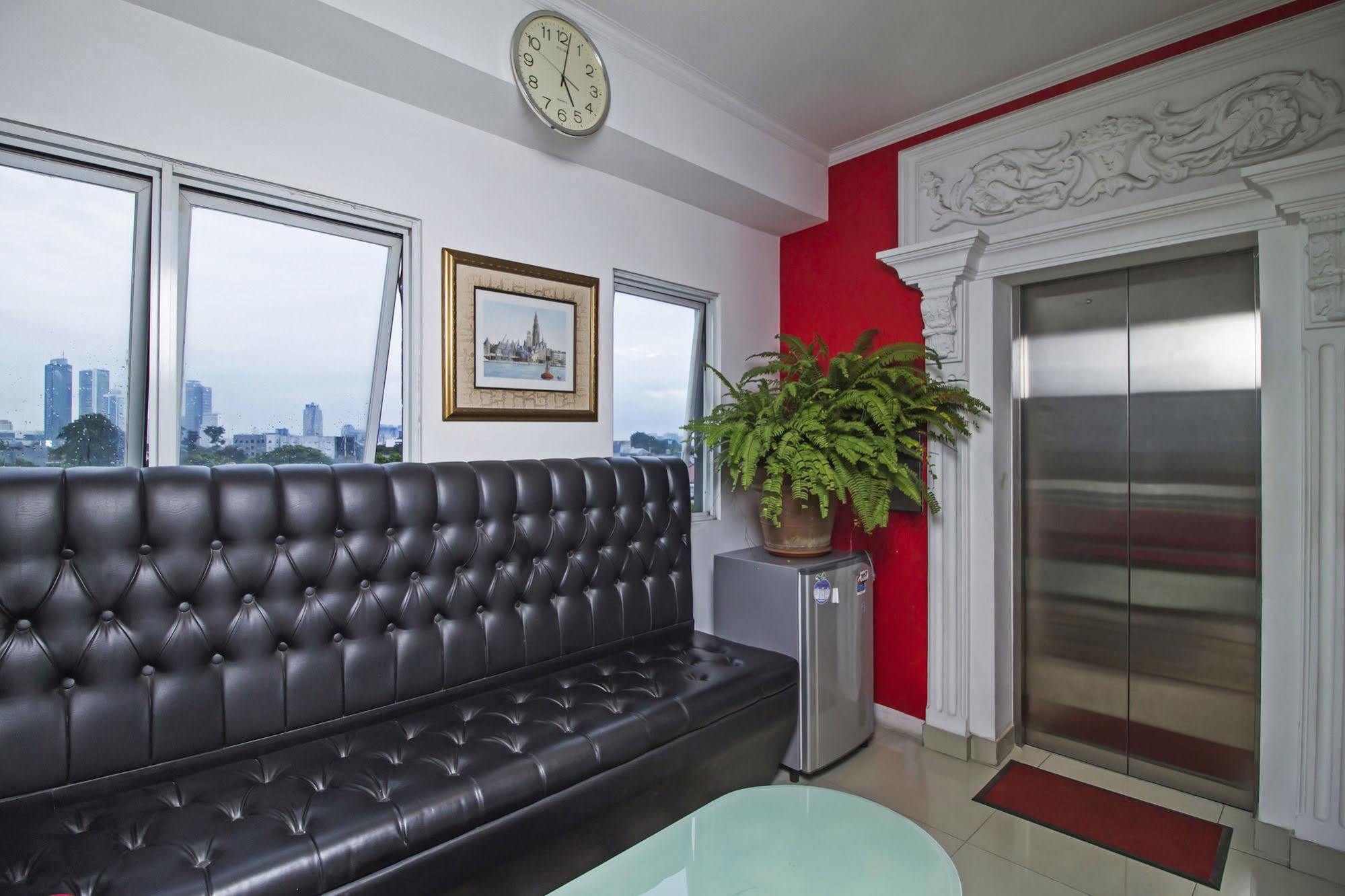 Reddoorz Plus @ Guntur Raya Setiabudi Jakarta Exterior photo