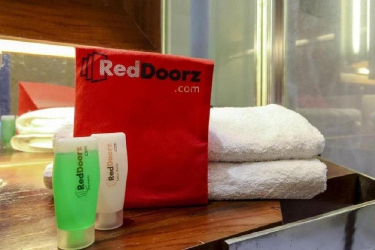 Reddoorz Plus @ Guntur Raya Setiabudi Jakarta Exterior photo