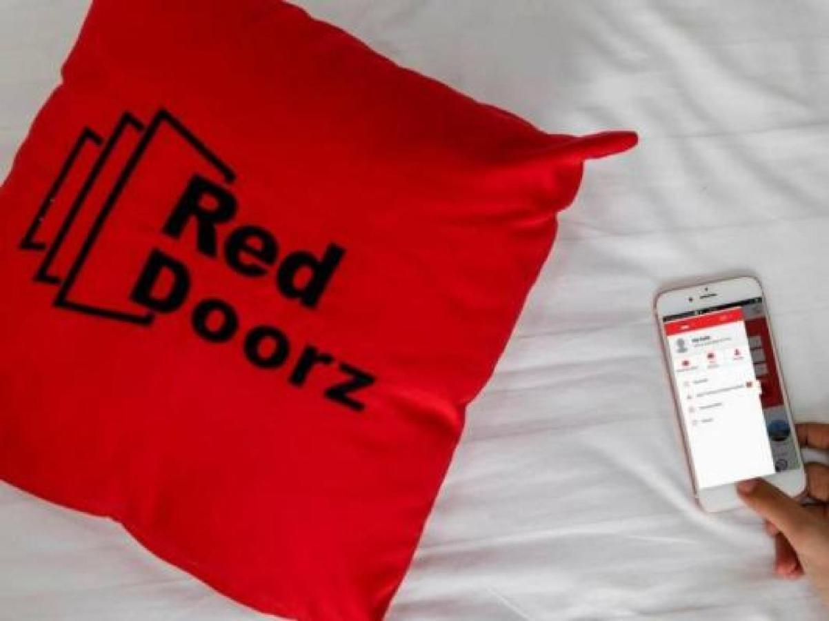 Reddoorz Plus @ Guntur Raya Setiabudi Jakarta Exterior photo